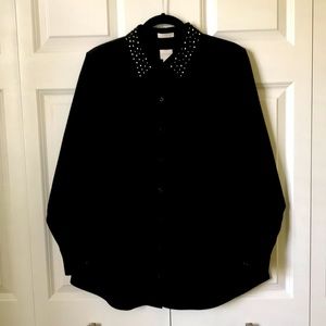 CHICO’S BLACK NO-IRON TUNIC